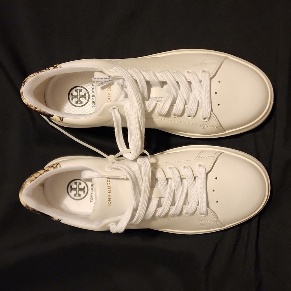 NEW Tory Burch court sneaker